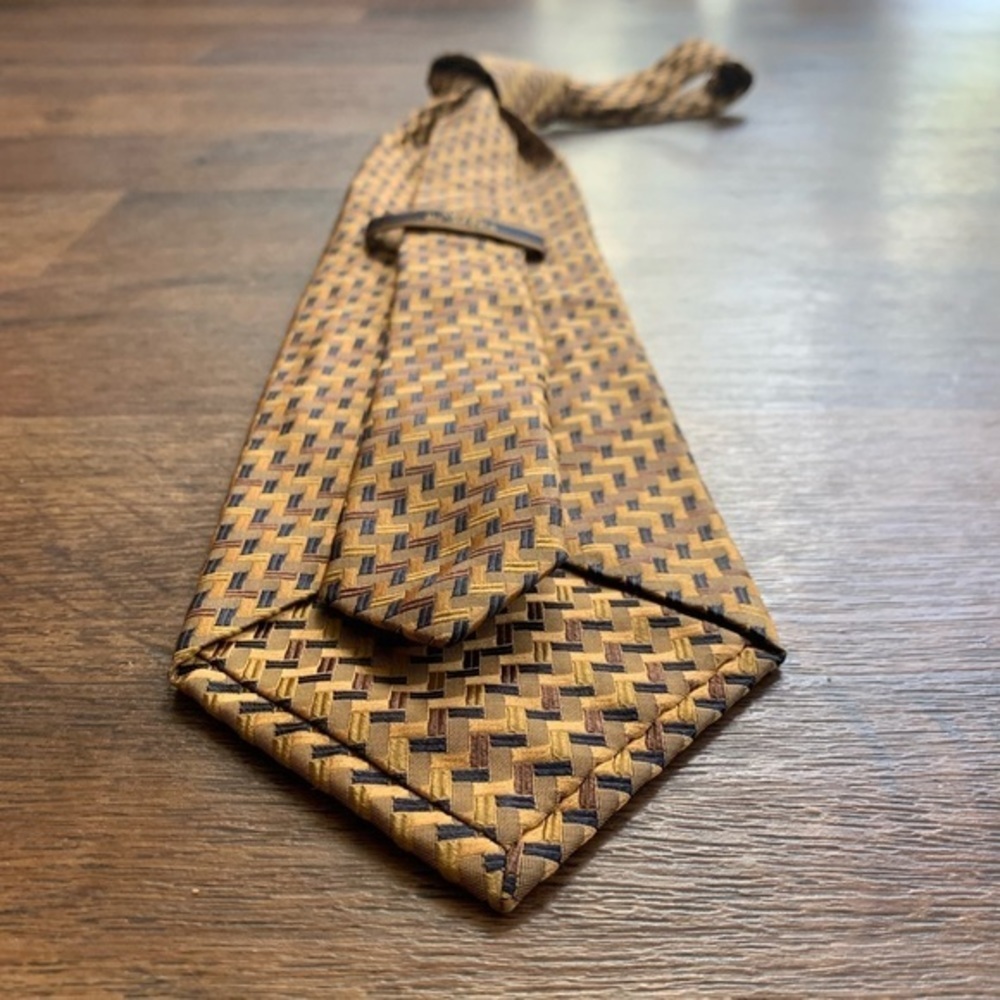 Altea “Seven Fold” Hand Made Silk Tie - Picture 6 of 8